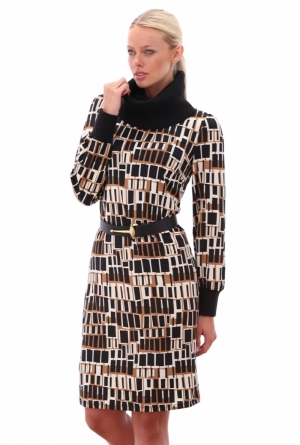 KLEDING P885