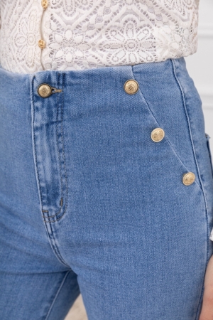  light jeans