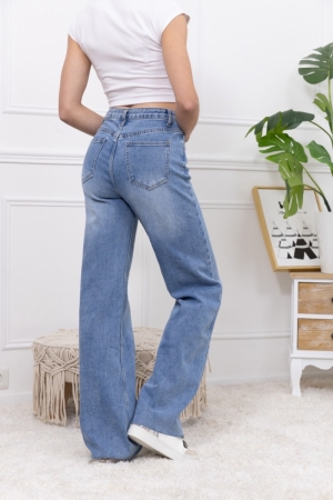  light jeans