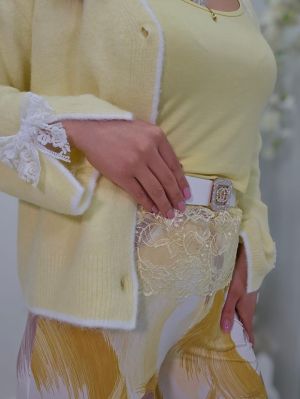  JAUNE
